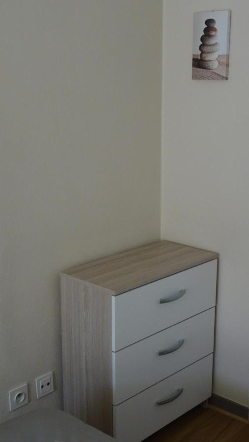 Appart T2 Standing Tout Confort Avec Balcon - Parking En Option Lyon Luaran gambar
