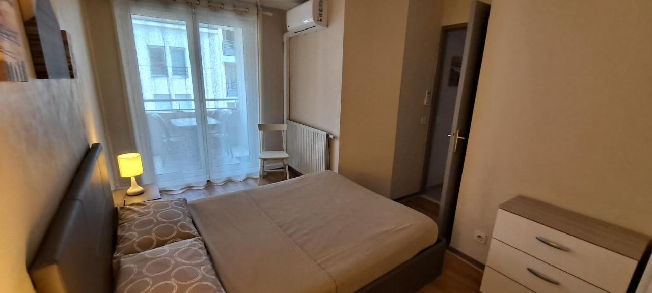Appart T2 Standing Tout Confort Avec Balcon - Parking En Option Lyon Luaran gambar
